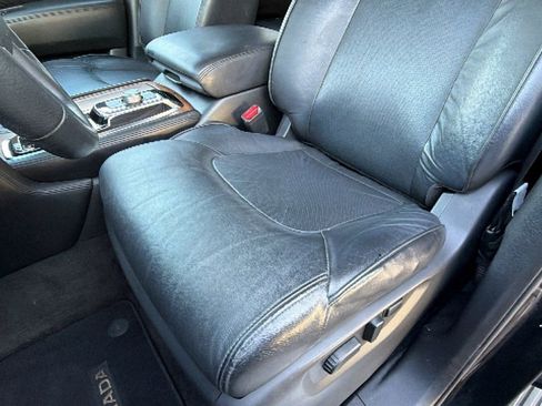 Used 2022 Nissan Armada SL w/ Captain's Chairs Package RWD image 15