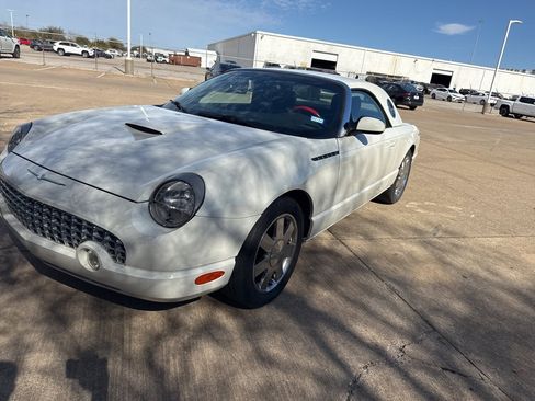 Used 2002 Ford Thunderbird image 1
