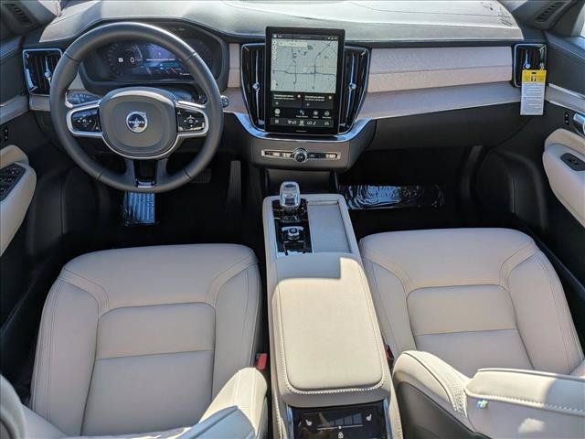 Certified 2026 Volvo XC90 B6 Core AWD/4WD image 18