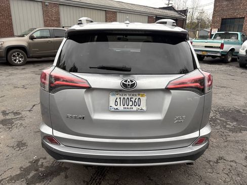 Used 2016 Toyota RAV4 XLE AWD/4WD image 14