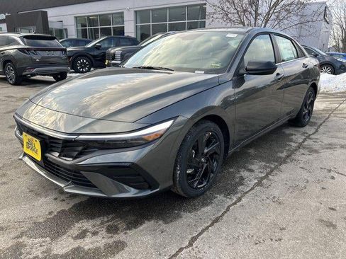 New 2026 Hyundai Elantra SEL Sport Premium image 28