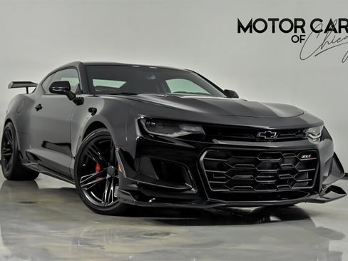 Used 2019 Chevrolet Camaro ZL1 RWD image 1