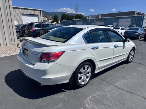 Used 2010 Honda Accord EX-L image 3