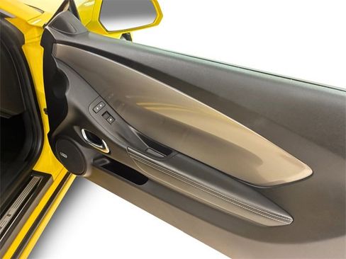 Used 2015 Chevrolet Camaro SS w/ RS Package image 15