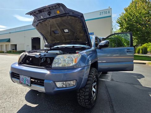Used 2004 Toyota 4Runner SR5 image 25