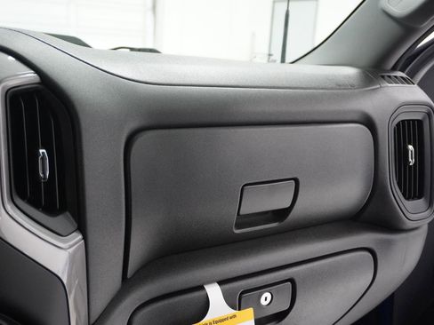 Used 2024 Chevrolet Silverado 1500 Custom Trail Boss image 24