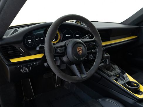 Used 2022 Porsche 911 GT3 image 14