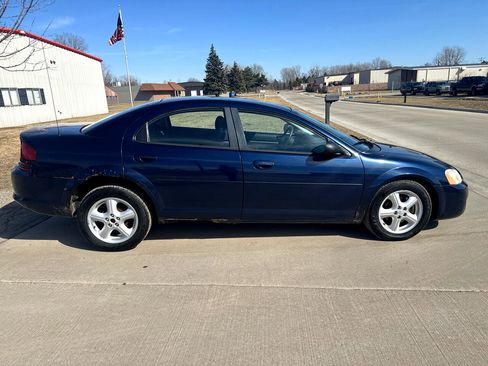 Used 2006 Dodge Stratus SXT image 26