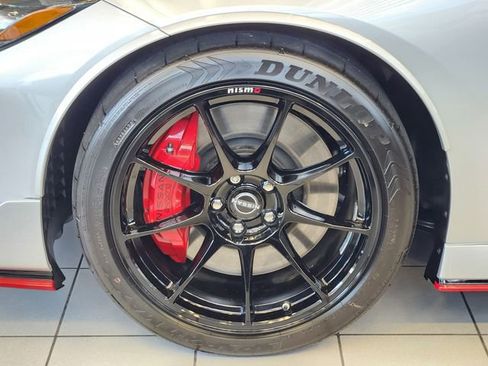 New 2025 Nissan Z NISMO w/ Floor Mat Package image 8