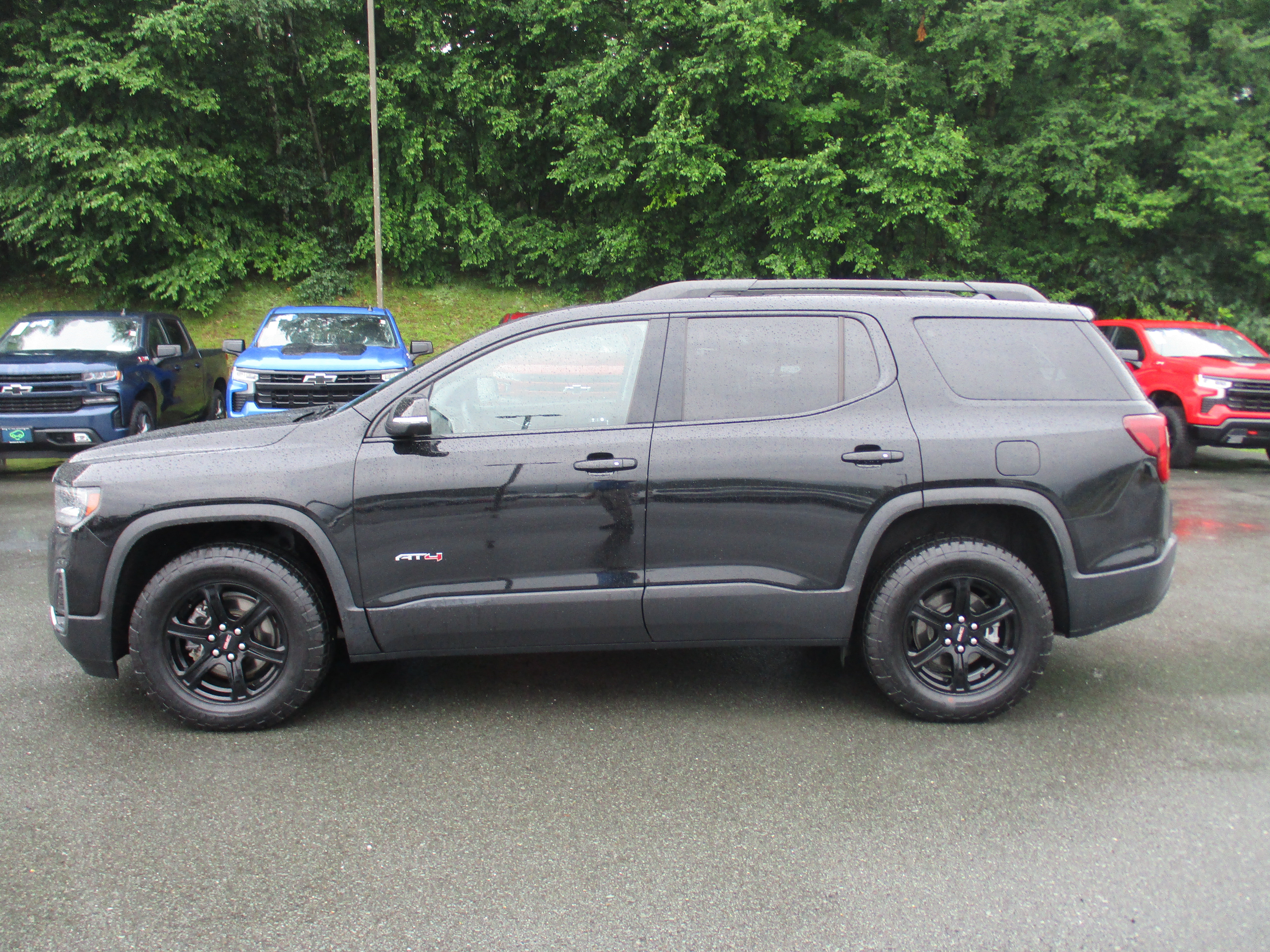 Certified 2023 GMC Acadia AT4 AWD/4WD image 8