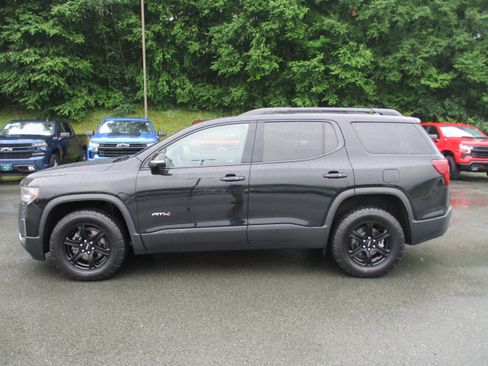 Certified 2023 GMC Acadia AT4 w/ Technology Package AWD/4WD image 8