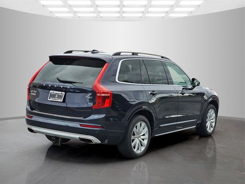 Used 2016 Volvo XC90 T6 Momentum w/ Momentum Plus Package image 6