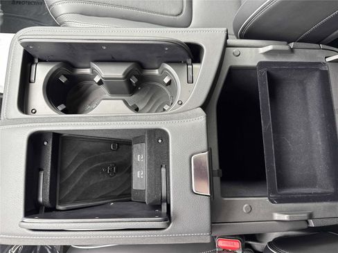 Certified 2025 INFINITI QX80 Sensory image 23