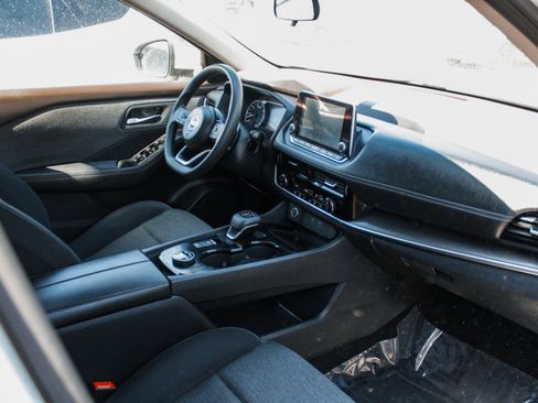 Used 2021 Nissan Rogue SV AWD/4WD image 24