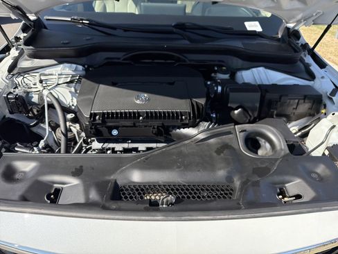 Certified 2023 Acura MDX FWD w/ Technology Package image 35