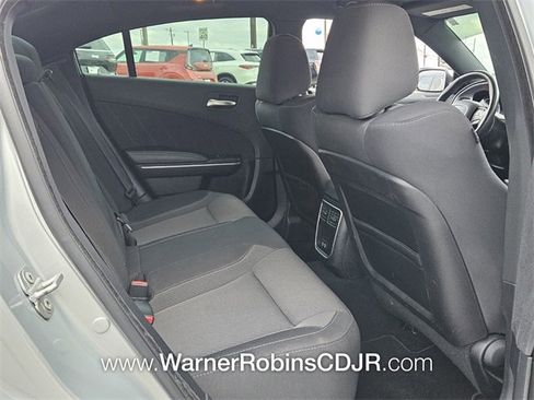 Used 2019 Dodge Charger SXT image 15