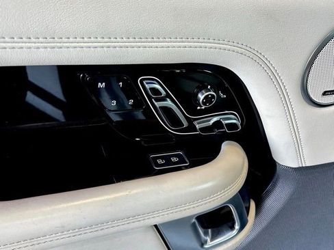Used 2022 Land Rover Range Rover Westminster Edition image 15