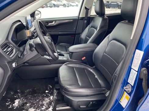 Used 2022 Ford Escape Titanium AWD/4WD image 15