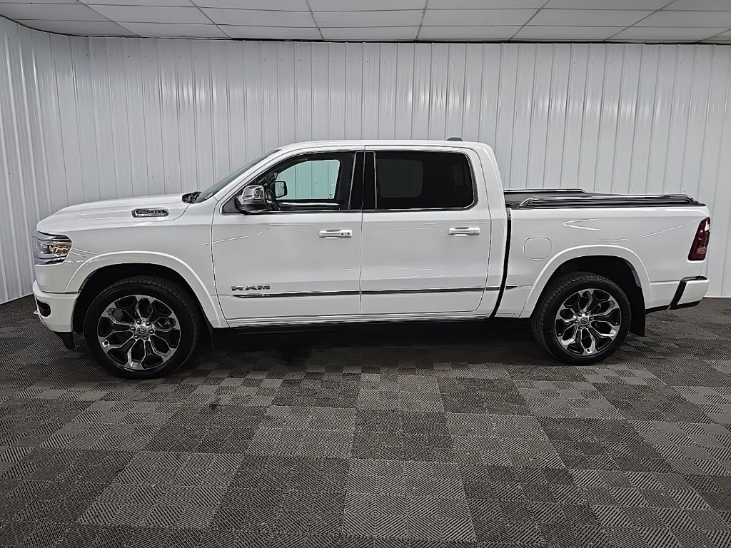 Used 2024 RAM 1500 Limited AWD/4WD image 5