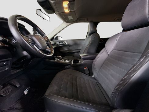 Used 2022 Mitsubishi Outlander SE FWD image 22