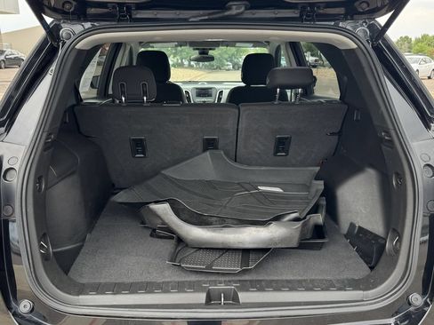 Used 2020 Chevrolet Equinox LS w/ LS Convenience Package FWD image 10