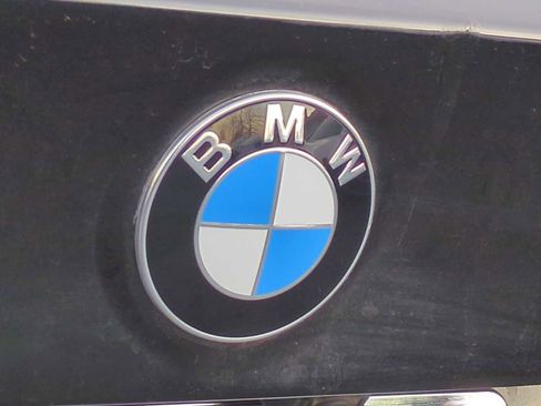 Used 2021 BMW X3 xDrive30e w/ Executive Package image 11