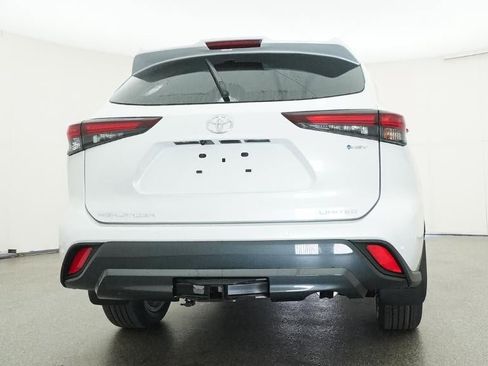 New 2026 Toyota Highlander Limited AWD/4WD image 23