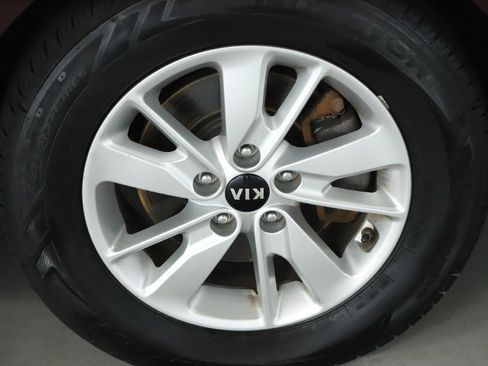 Used 2018 Kia Optima LX w/ Convenience Package image 10