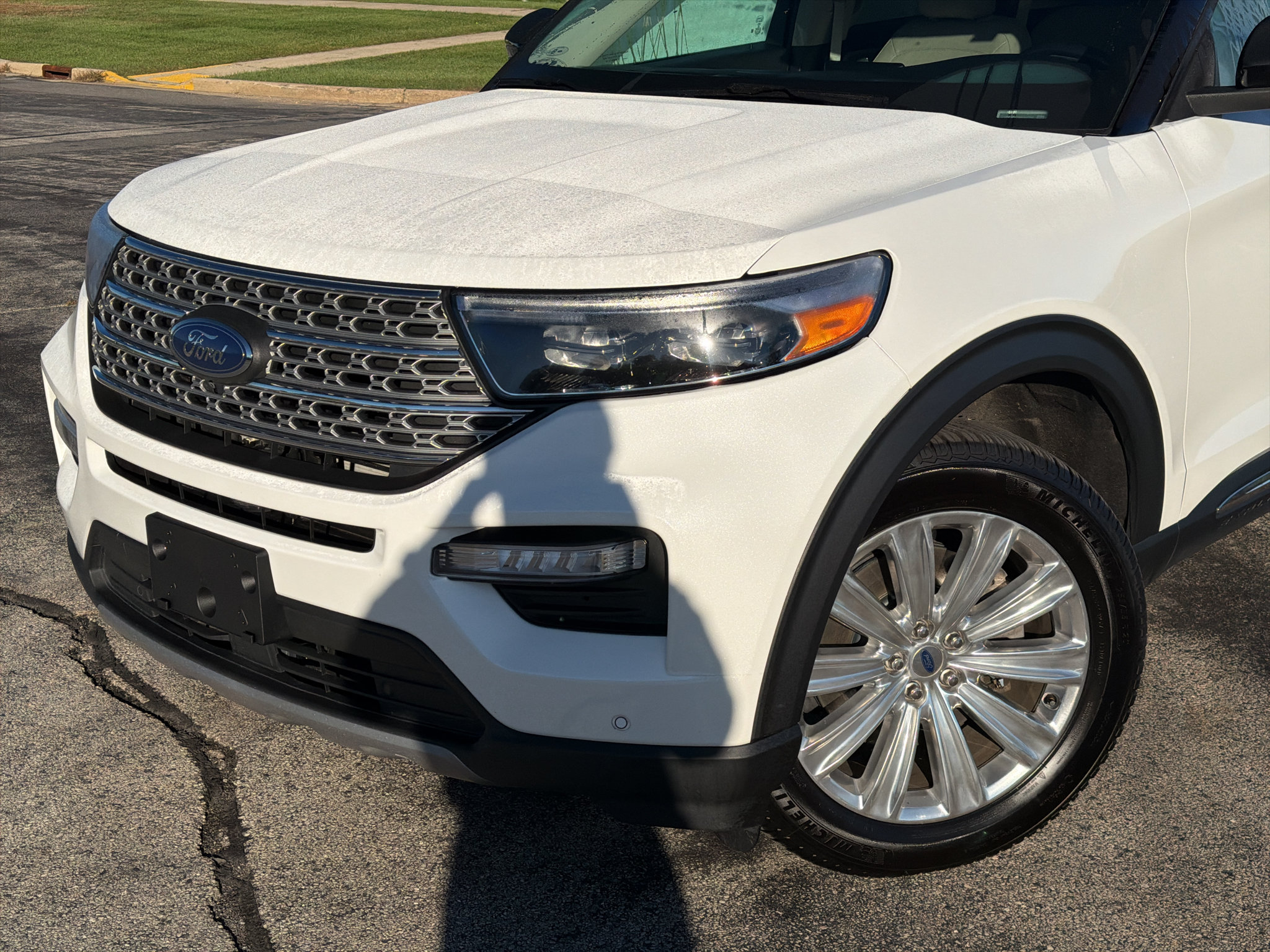 Used 2022 Ford Explorer Limited AWD/4WD image 8