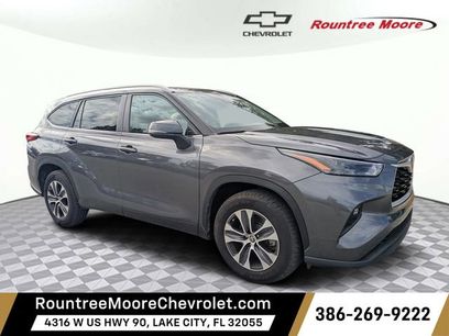 Used 2023 Toyota Highlander XLE