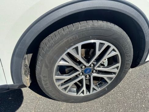 Used 2020 Ford Escape SEL FWD image 10