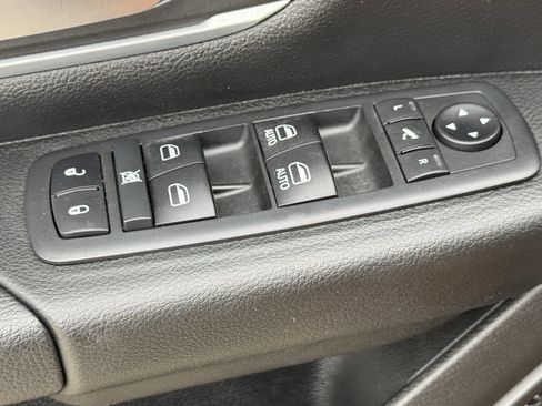 Used 2020 RAM 1500 Lone Star RWD image 26