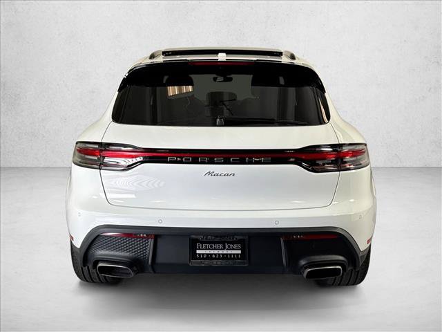 Used 2026 Porsche Macan AWD/4WD image 10