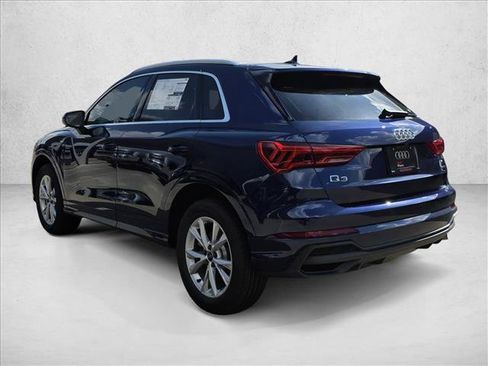 Certified 2025 Audi Q3 2.0T Premium w/ Convenience Package AWD/4WD image 7