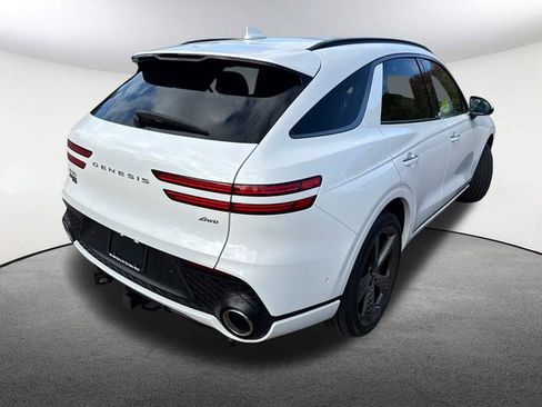 Used 2025 Genesis GV70 2.5T Sport Prestige w/ Sport Prestige Package image 13