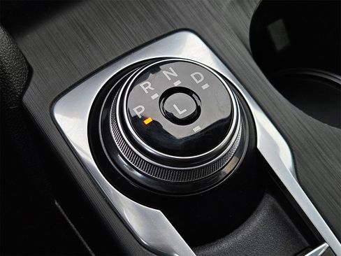 Certified 2021 Ford Escape Titanium w/ Titanium Elite Package image 14