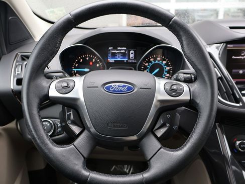 Used 2014 Ford Escape Titanium w/ Equipment Group 401A AWD/4WD image 14