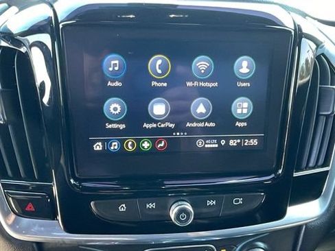 Used 2022 Chevrolet Traverse LT FWD image 20