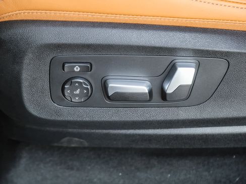 New 2026 BMW X5 xDrive40i w/ M Sport Package image 18