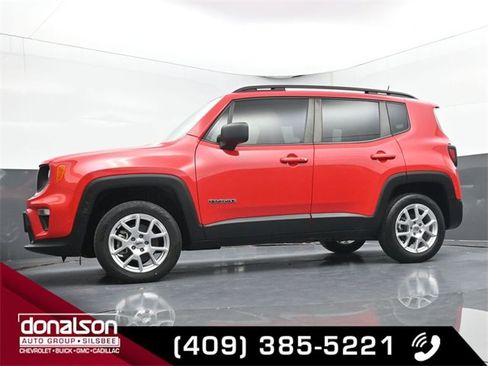 Used 2022 Jeep Renegade Latitude image 15