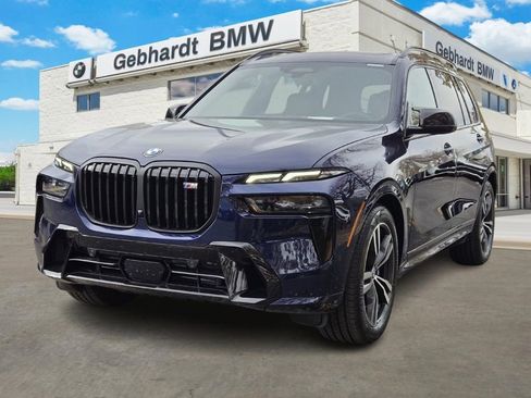 New 2026 BMW X7 M60i image 3