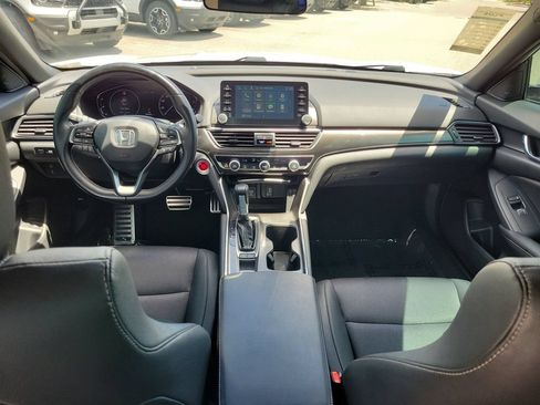 Used 2019 Honda Accord Sport image 12