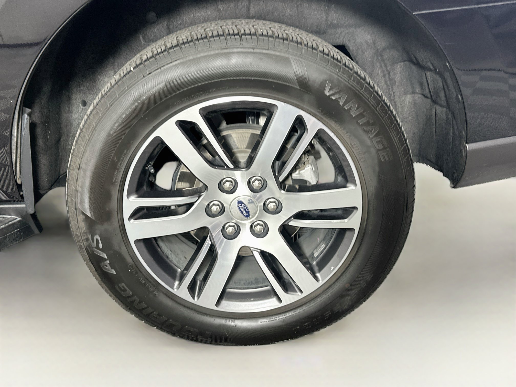 Used 2024 Ford Expedition Limited RWD image 11