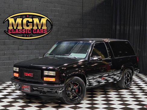 Used 1993 GMC Yukon 4WD 2-Door image 1