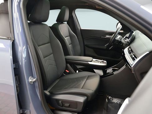 Used 2025 BMW X2 xDrive28i image 16