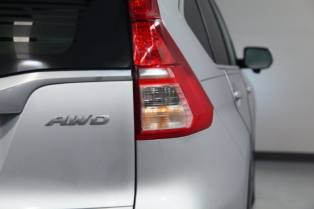 Used 2016 Honda CR-V EX image 14