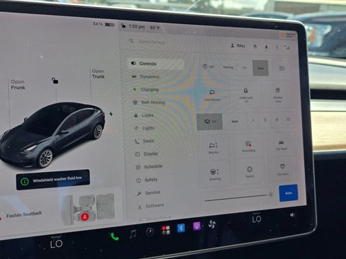 Used 2021 Tesla Model 3 Long Range AWD/4WD image 29