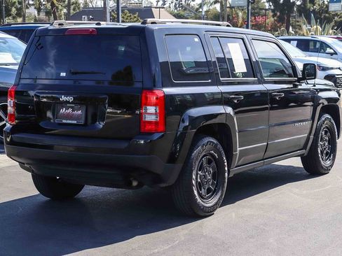 Used 2017 Jeep Patriot Sport w/ Power Value Group FWD image 6