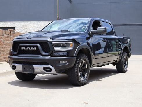 Used 2024 RAM 1500 Rebel AWD/4WD image 2