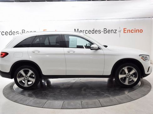 Used 2022 Mercedes-Benz GLC 300 image 7